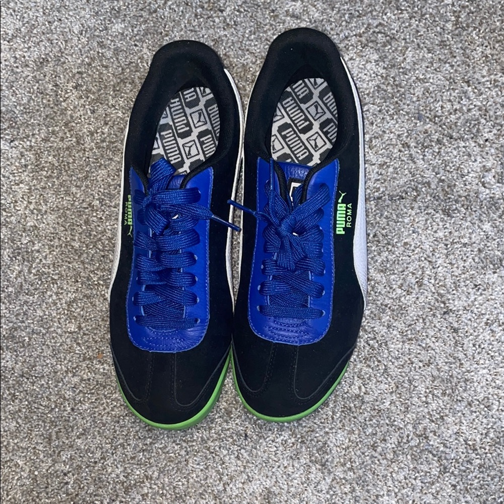 Puma sneakers